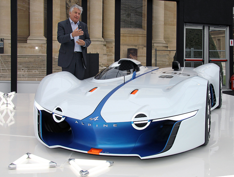 Alpine Vision Gran Turismo with Bernard Ollivier (CEO) (3)
